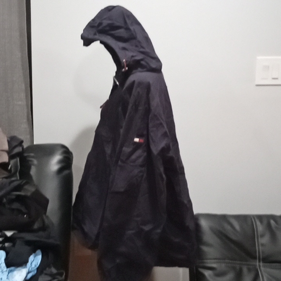 😍Men's Tommy Hilfiger  half zip pullover jacket😍 - Picture 2 of 14